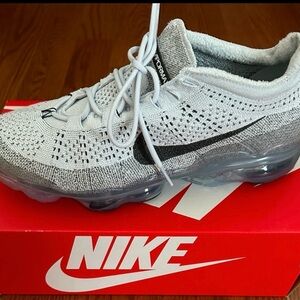 Men’s Nike Air VaporMax New. Men’s size 12